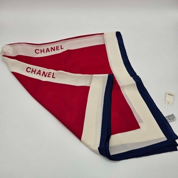 CHANEL Scarf 350-042525 - Picture 8 of 10